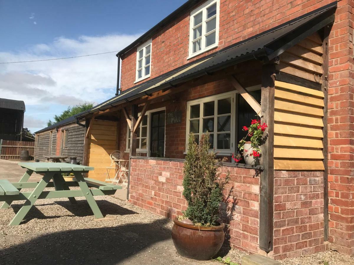 The Mill At Rose Villa Farm Hereford Bagian luar foto